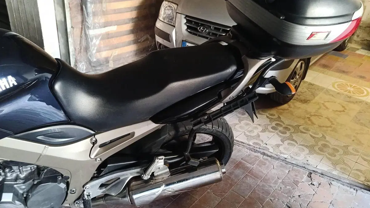 Yamaha TDM 900 (2002 - 14)  (3)
