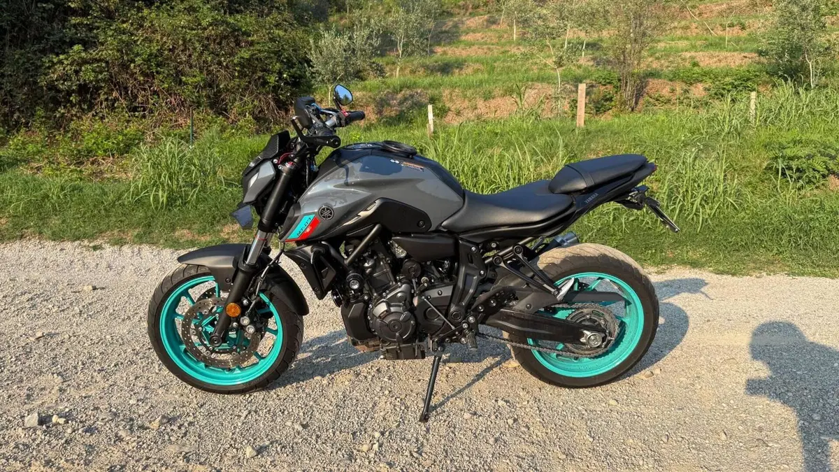 Yamaha MT-07 (2021 - 24)  (2)