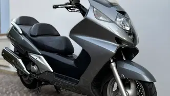 Honda Silver Wing 600 (2001 - 05) usata
