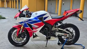Honda CBR 600 RR ABS (2012 - 16)  (2)