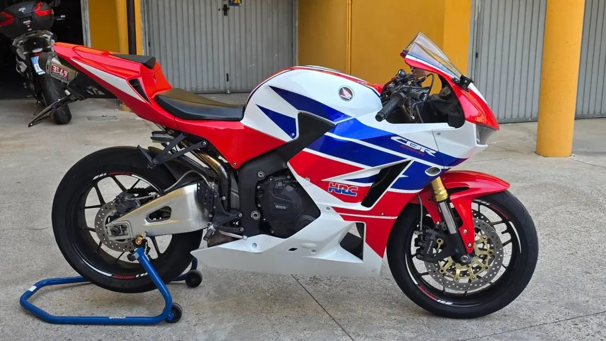 Honda CBR 600 RR ABS (2012 - 16)  (3)