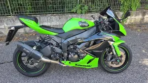 Kawasaki Ninja 600 ZX-6R (2009 - 16)  (2)