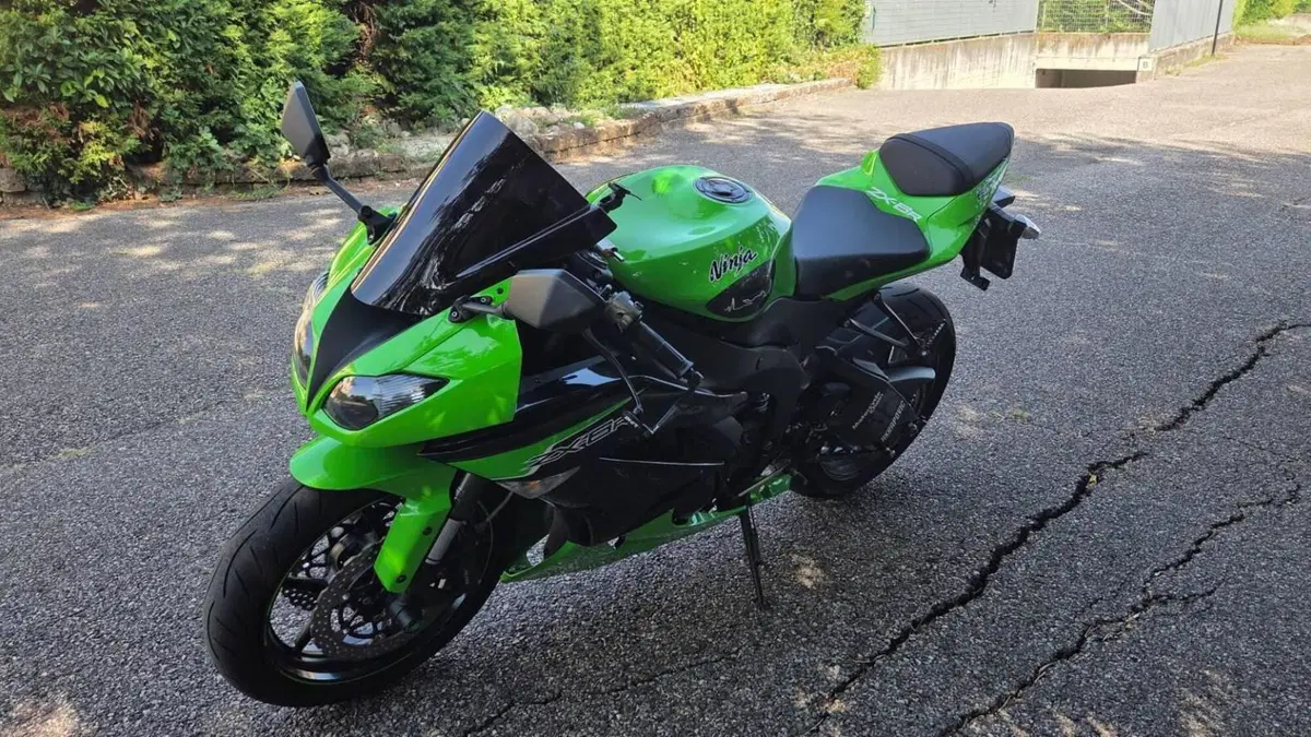 Kawasaki Ninja 600 ZX-6R (2009 - 16)  (3)
