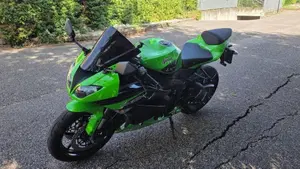 Kawasaki Ninja 600 ZX-6R (2009 - 16)  (3)
