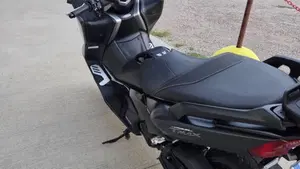 Yamaha T-Max 530 (2017 - 19)  (4)