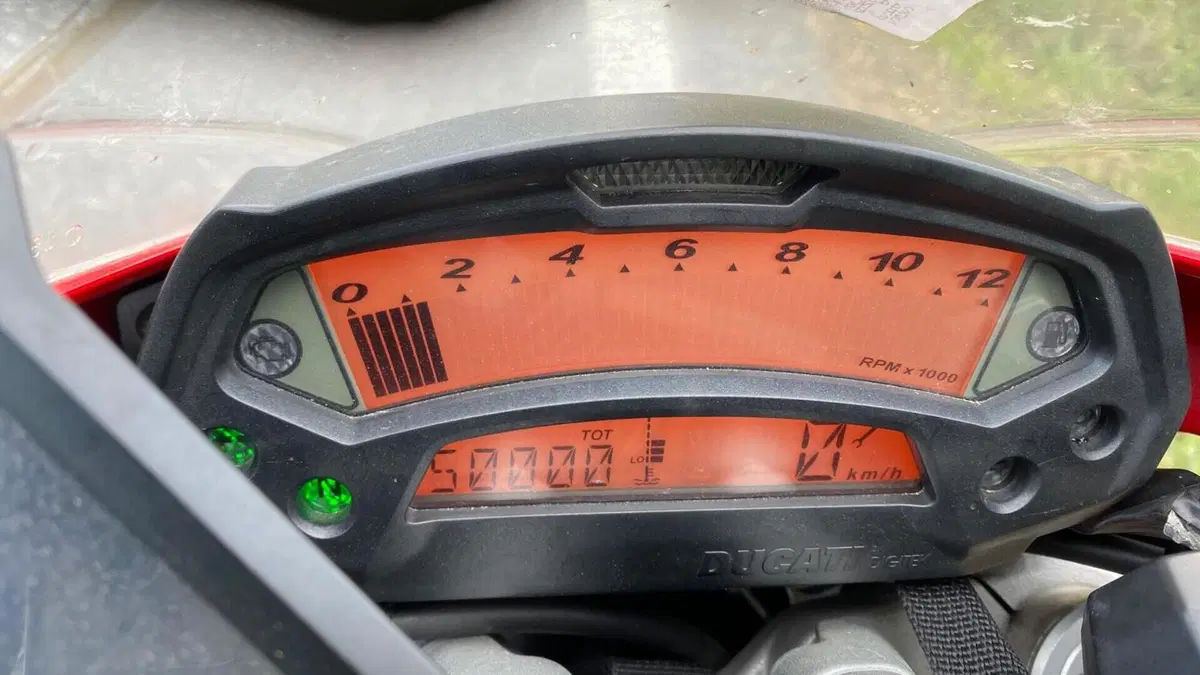 Ducati Monster 696 Plus (2007 - 14)  (7)