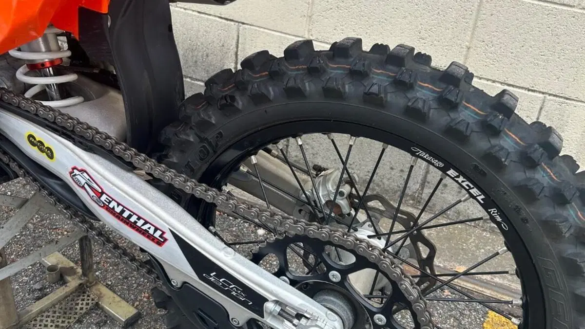 KTM 250 SX-F (2027)  (3)