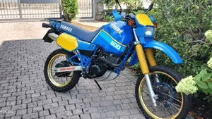 Yamaha   (9)