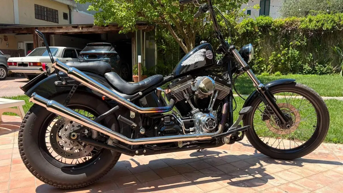 Harley-Davidson 1584 Blackline (2011 - 13) - FXS 