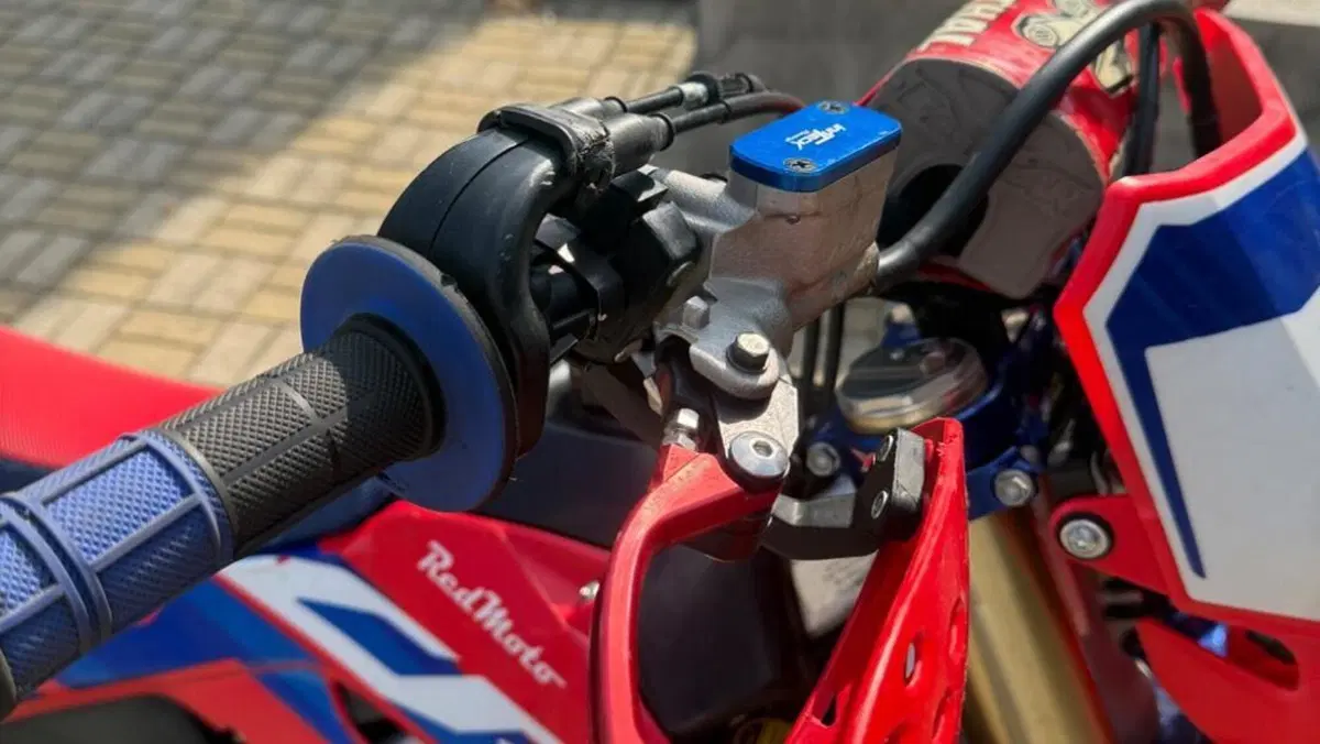 Honda CRF 250RX Enduro Special (2025)  (2)