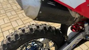 Honda CRF 250RX Enduro Special (2025)  (12)