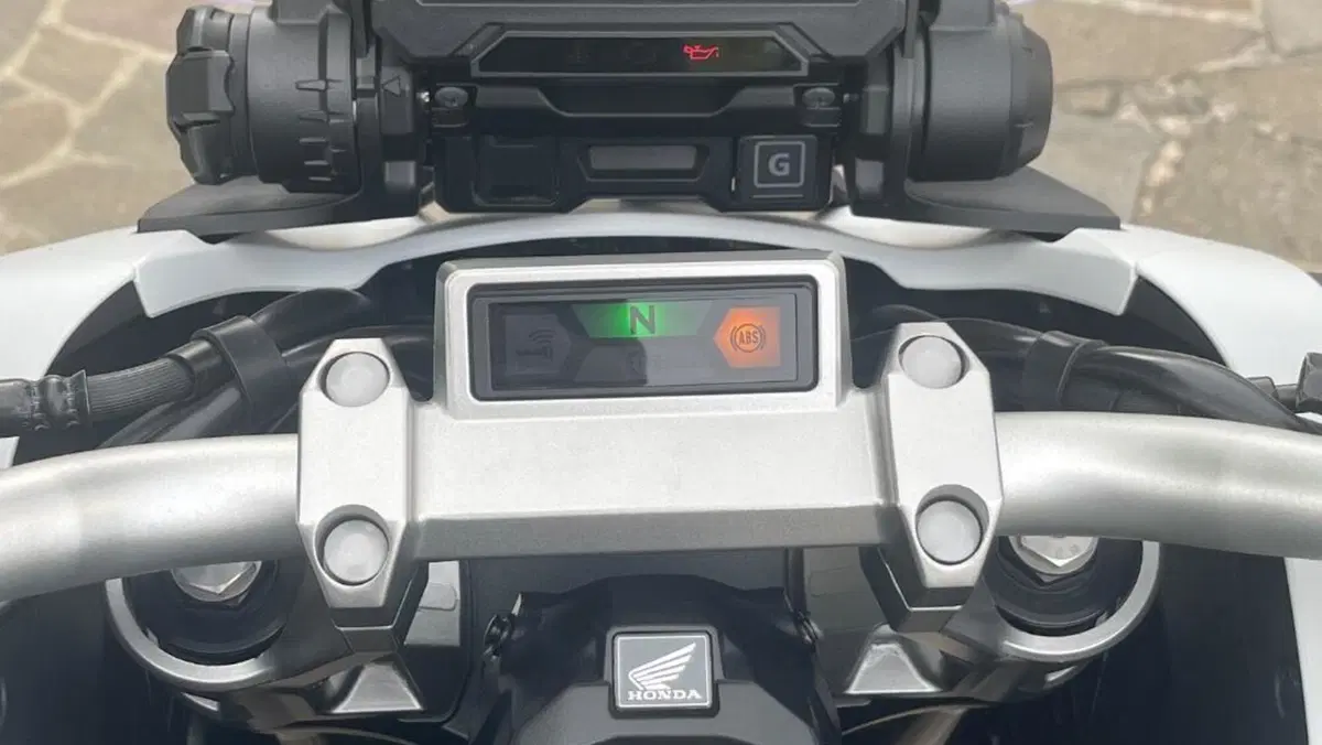 Honda X-ADV 750 (2018 - 20)  (4)
