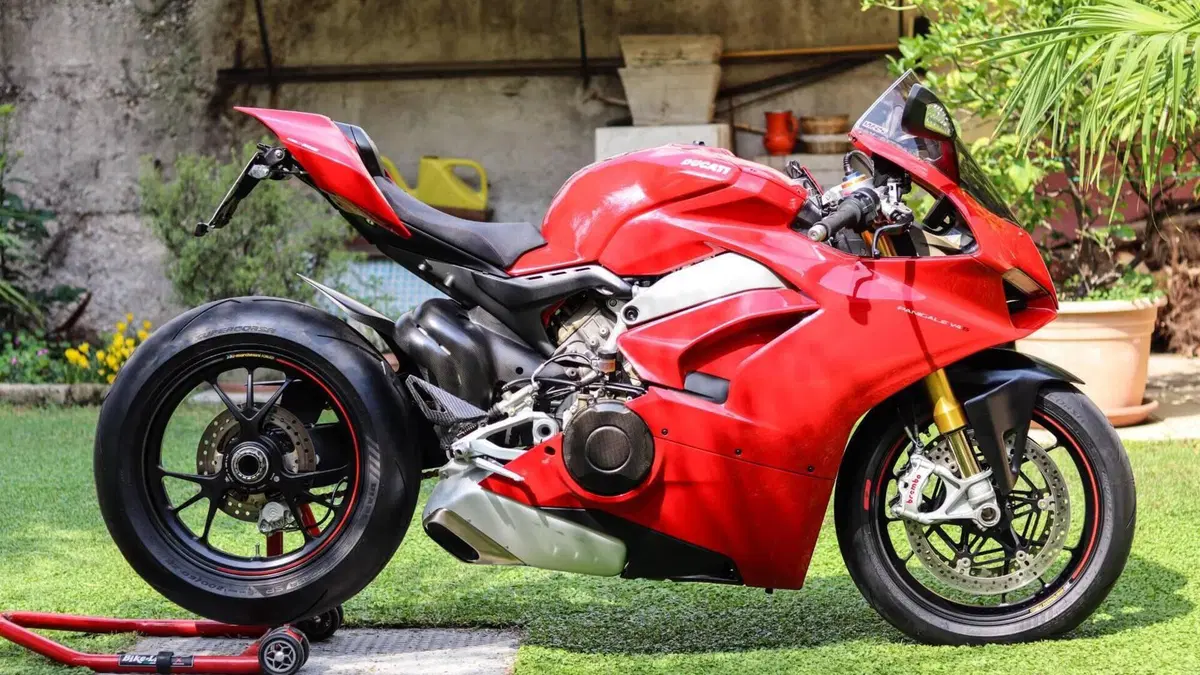 Ducati Panigale V4 S 1100 (2018 - 19)  (4)