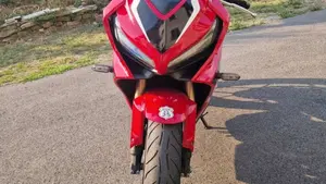 Honda CBR 650 R (2021 - 23)  (2)