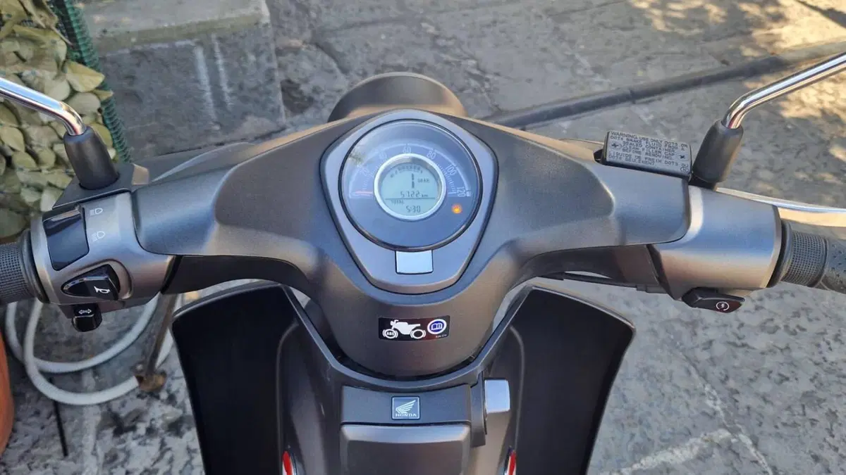 Honda Super Cub C125 (2022 - 26)  (7)