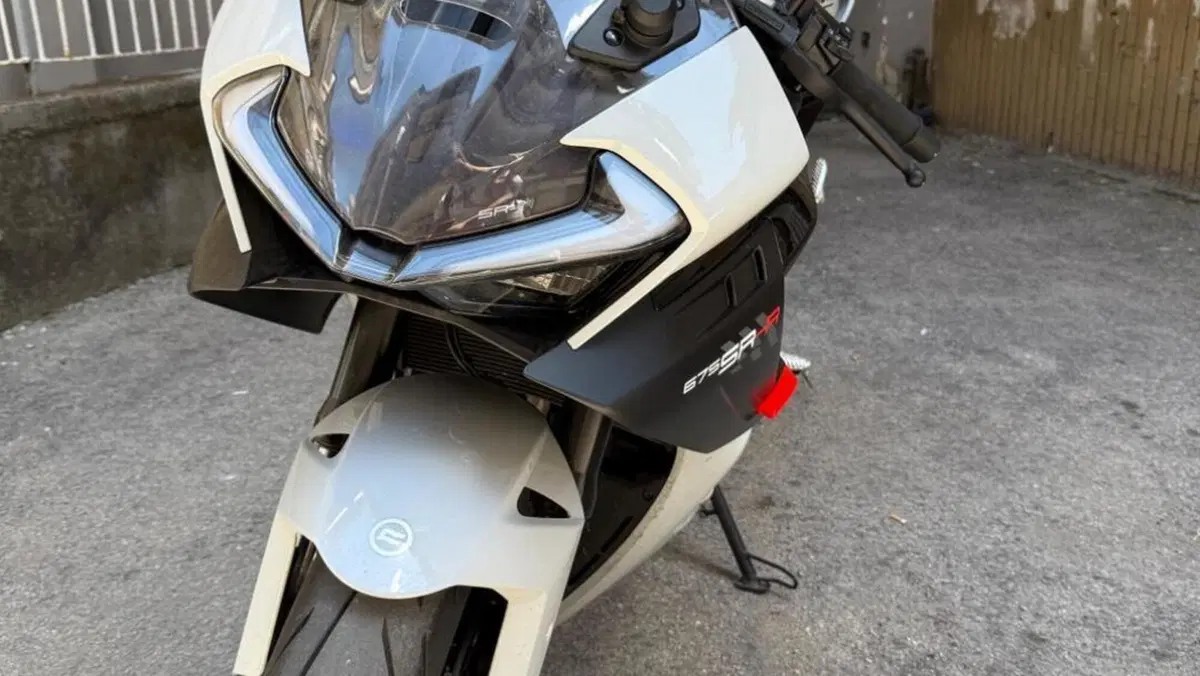 CFMOTO 675SR-R (2025 - 26)  (6)