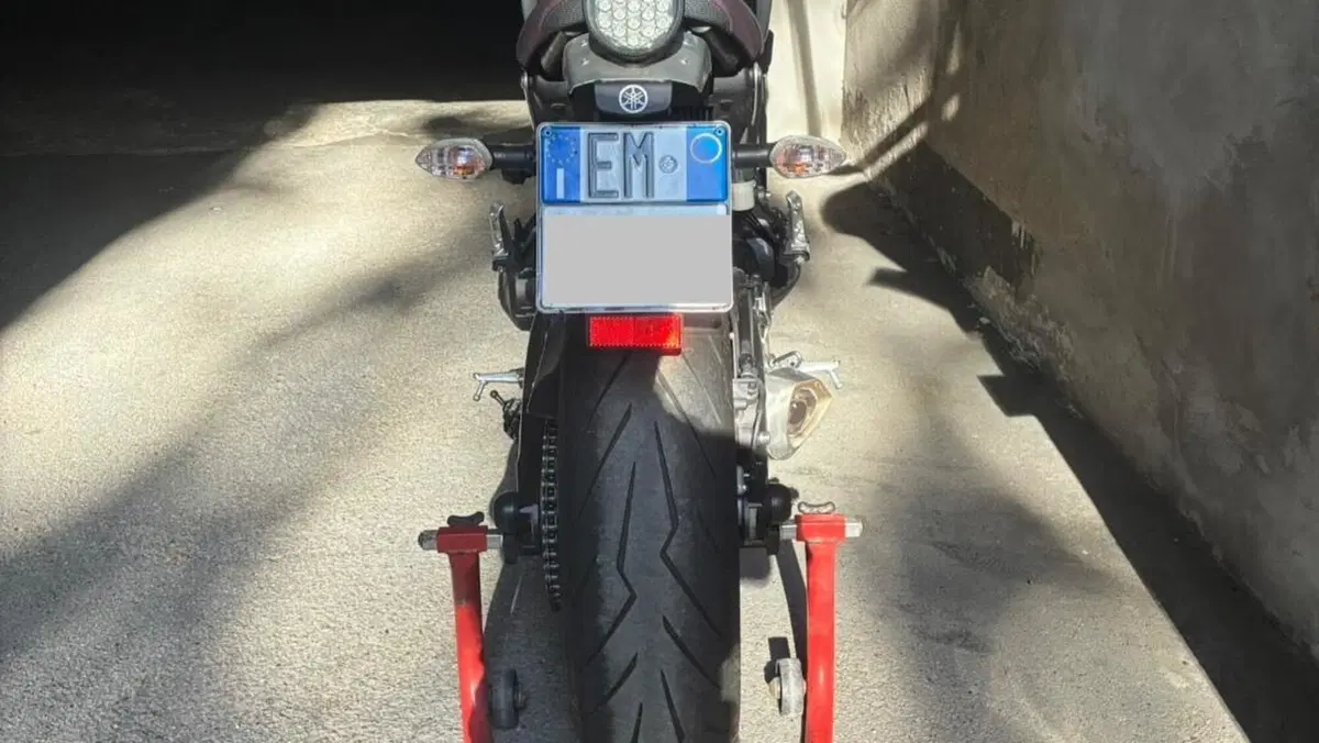 Yamaha XSR 900 ABS (2016 - 20)  (5)