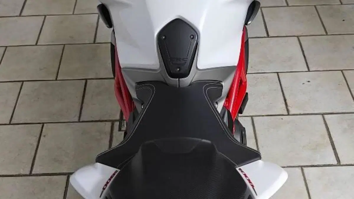MV Agusta Brutale 800 EAS ABS (2016 - 19)  (3)