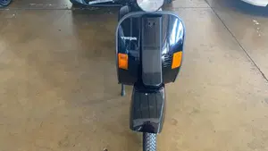 Piaggio Vespa 50 PK  (2)