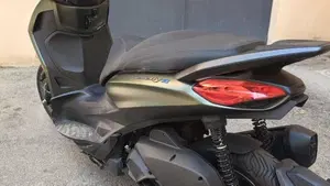 Piaggio Beverly 310 S (2025 - 26)  (3)