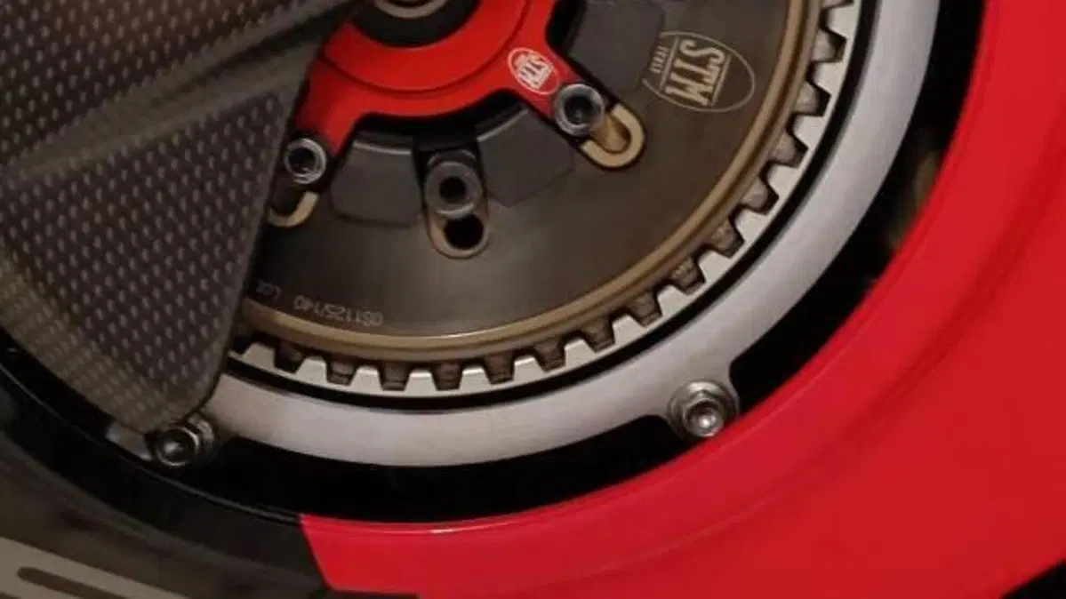 Ducati Panigale V4 S (2022 - 24)  (2)