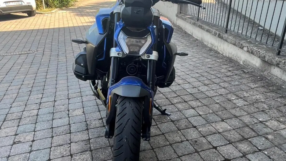 Bmw R 1300 R (2026 - 27)  (9)