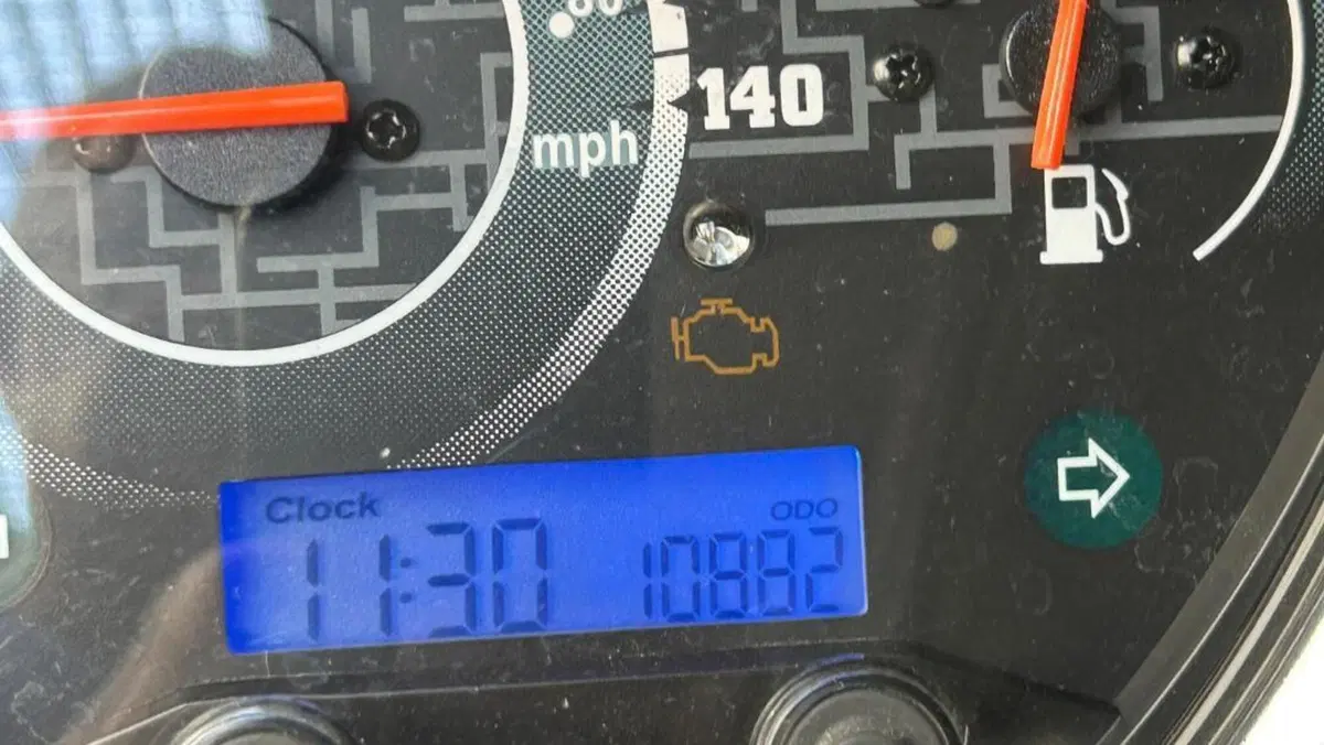 Kymco Agility 200i R16 + (2021 - 25)  (3)