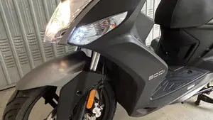 Kymco Agility 200i R16 + (2021 - 25)  (5)