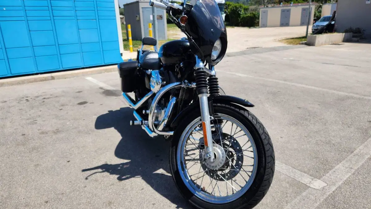 Harley-Davidson 883 (2006 - 07) - XL  (3)