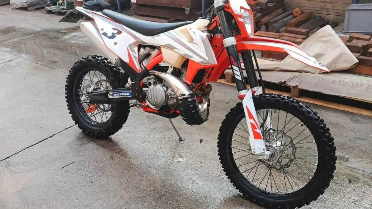 KTM 250 EXC TPI (2023) 