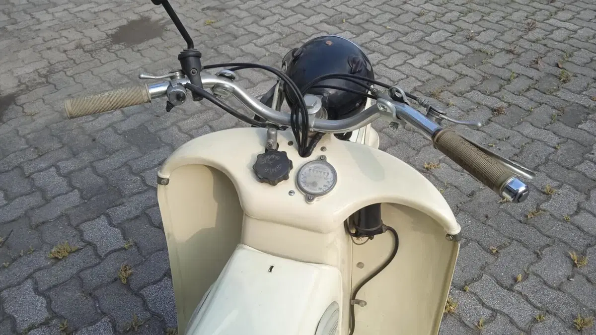 Moto Guzzi   (4)