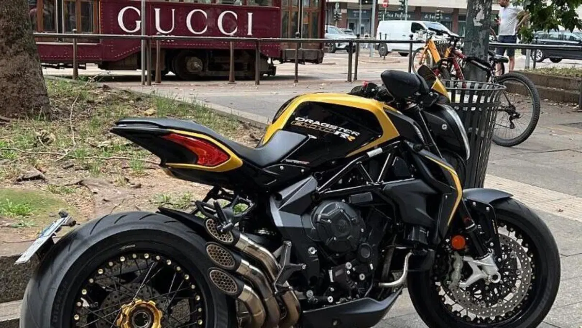 MV Agusta Dragster 800 RR (2018 - 20)  (4)