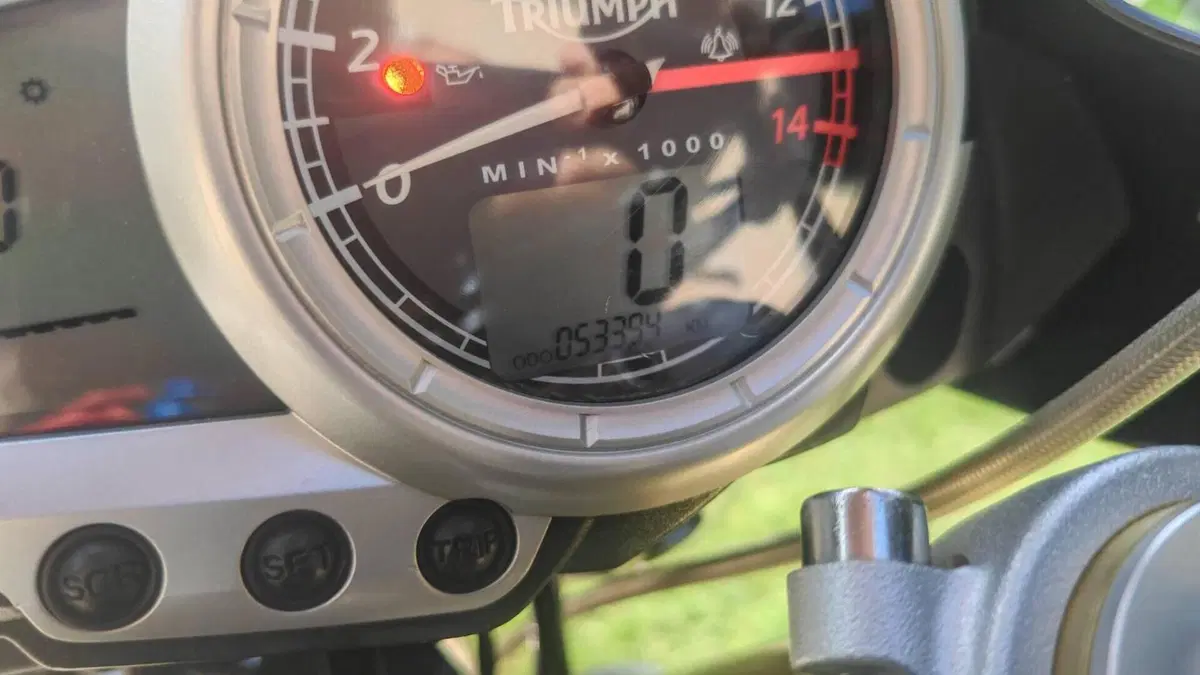 Triumph Street Triple (2007 - 12)  (11)