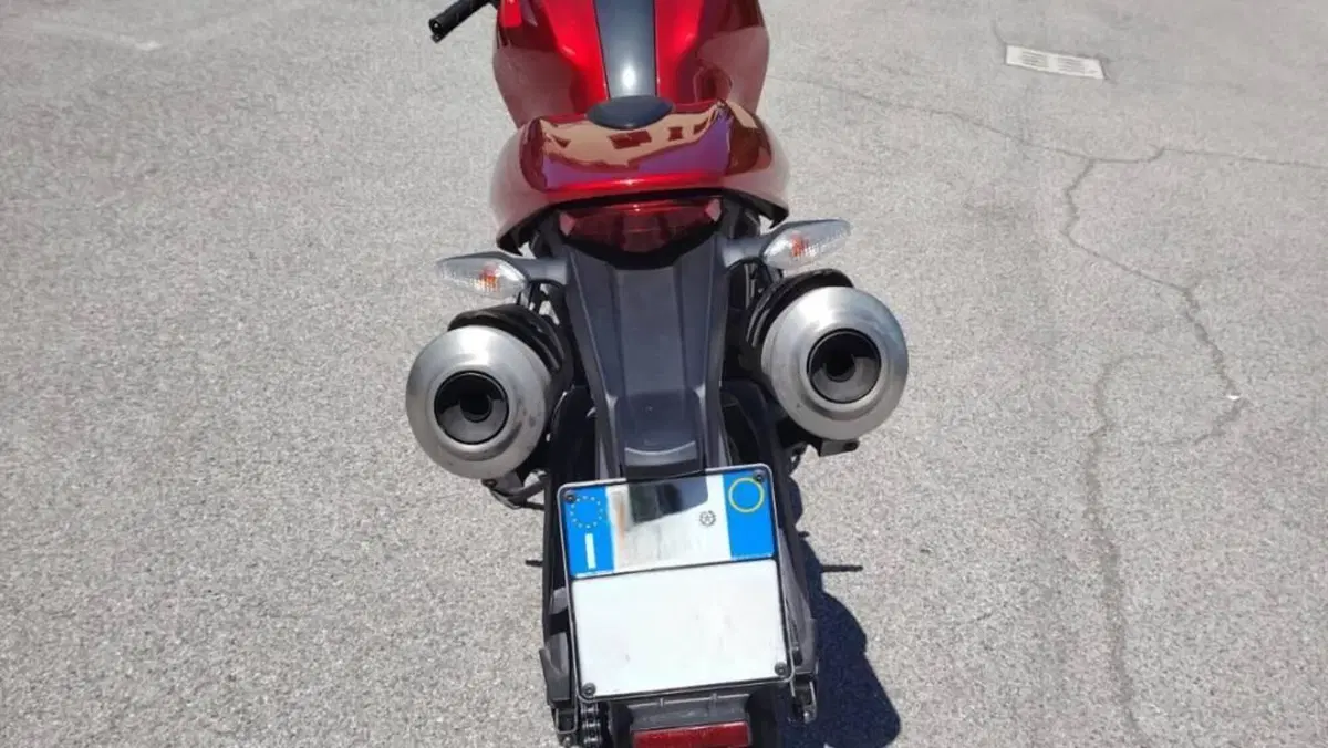 Ducati Monster 696 Plus (2007 - 14)  (2)