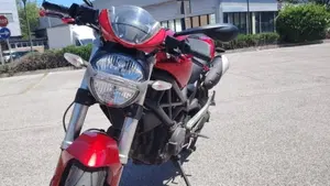 Ducati Monster 696 Plus (2007 - 14)  (5)