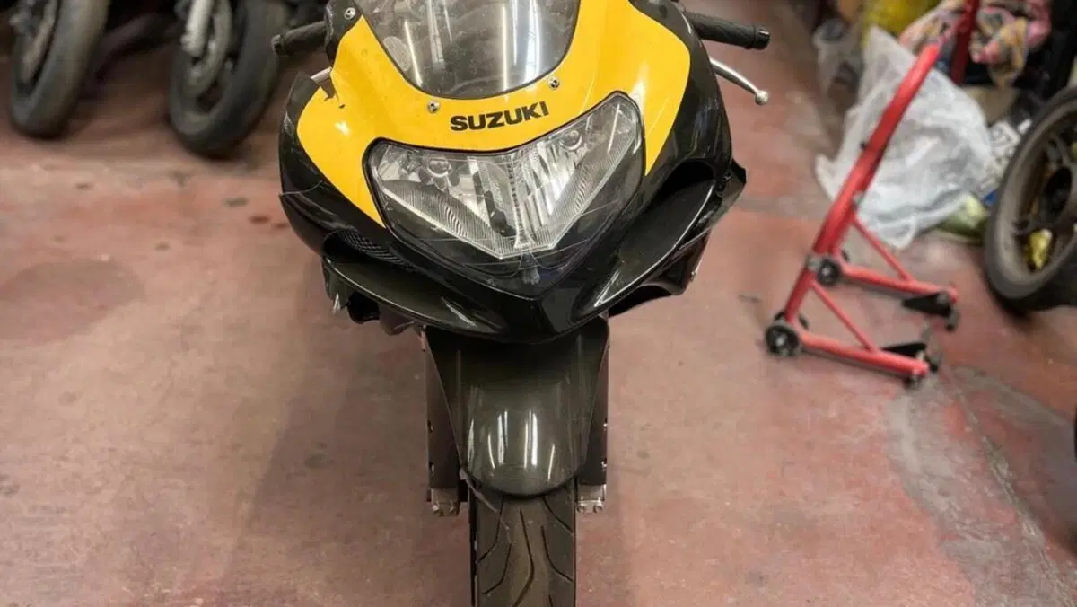 Suzuki GSX R 750 (1999 - 03) 