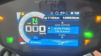Moto Guzzi V85 TT (2021 - 23) usata