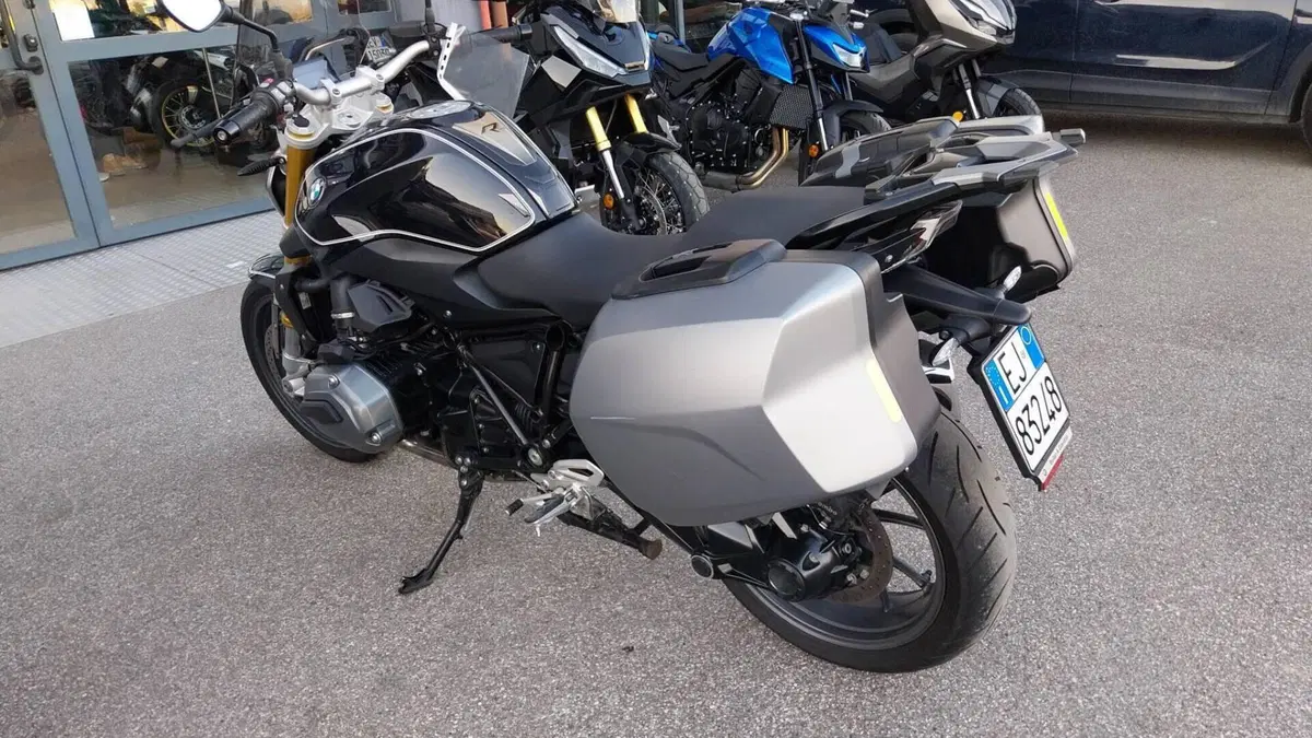Bmw R 1200 R Black Edition (2017 - 18)  (2)
