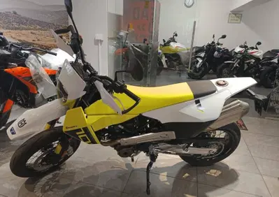 Husqvarna 701 Supermoto (2026 - 27) - Annuncio 10111195