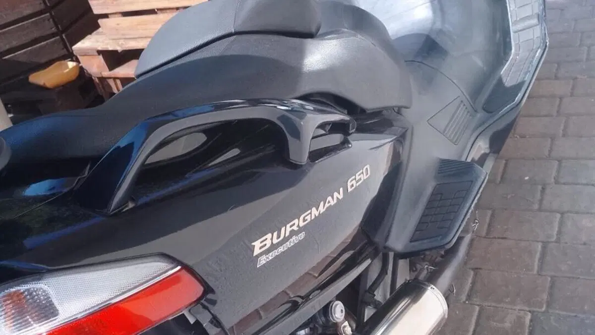 Suzuki Burgman AN 650 Executive (2004 - 06)  (2)