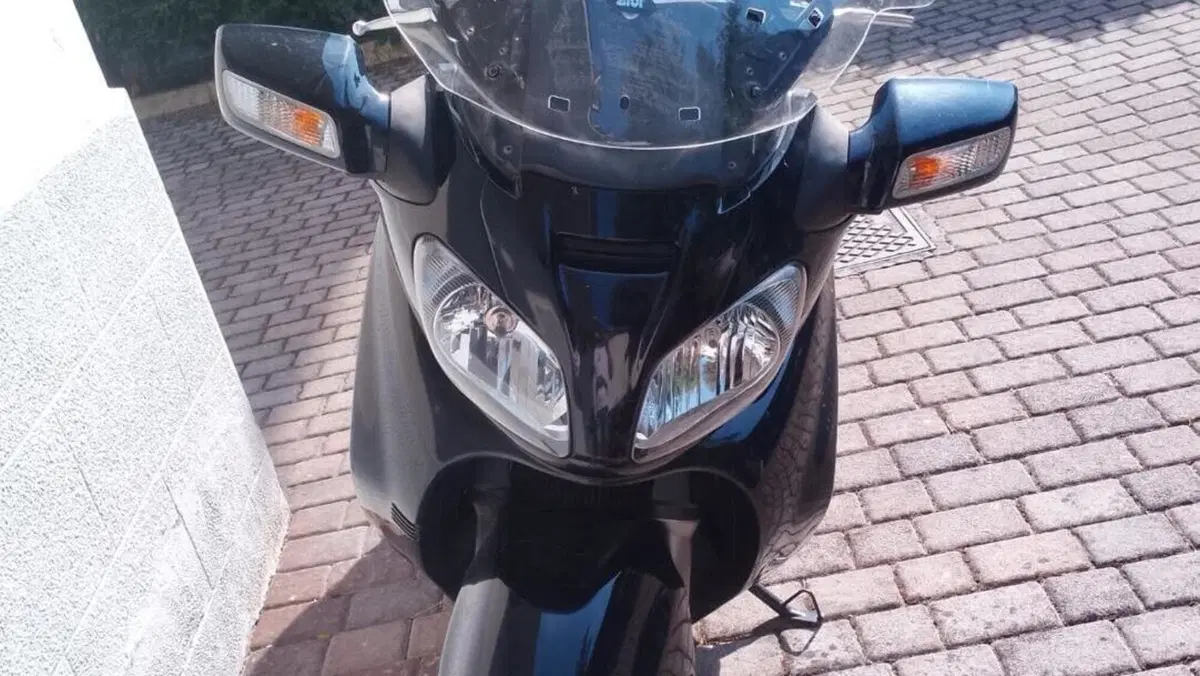 Suzuki Burgman AN 650 Executive (2004 - 06)  (3)