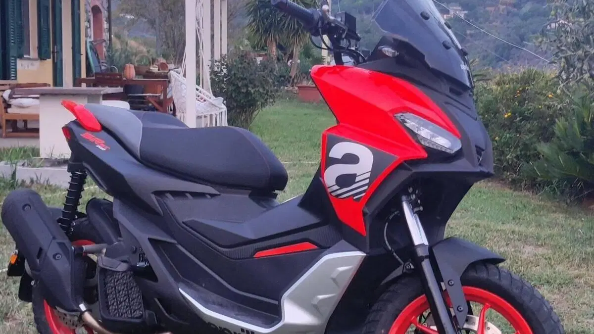 Aprilia SR GT 200 Sport (2022 - 24) 