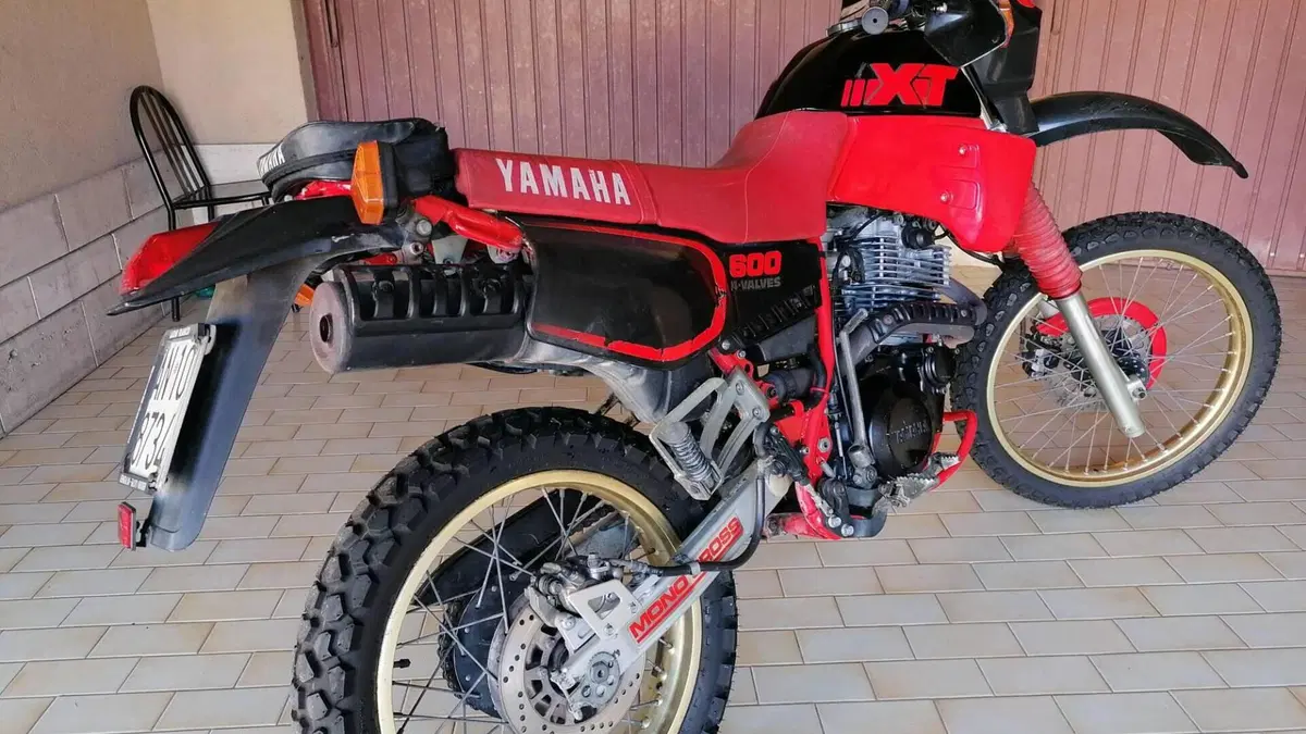 Yamaha XT 600 4V (1986 - 89)  (4)