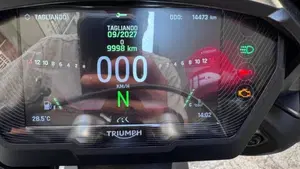 Triumph Street Triple RS (2020 - 22)  (12)