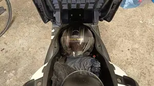 Yamaha X-Max 250 (2010 - 13)  (5)