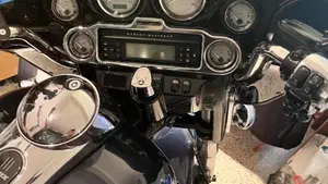 Harley-Davidson 1584 Street Glide (2008 - 10) - FLHX  (3)
