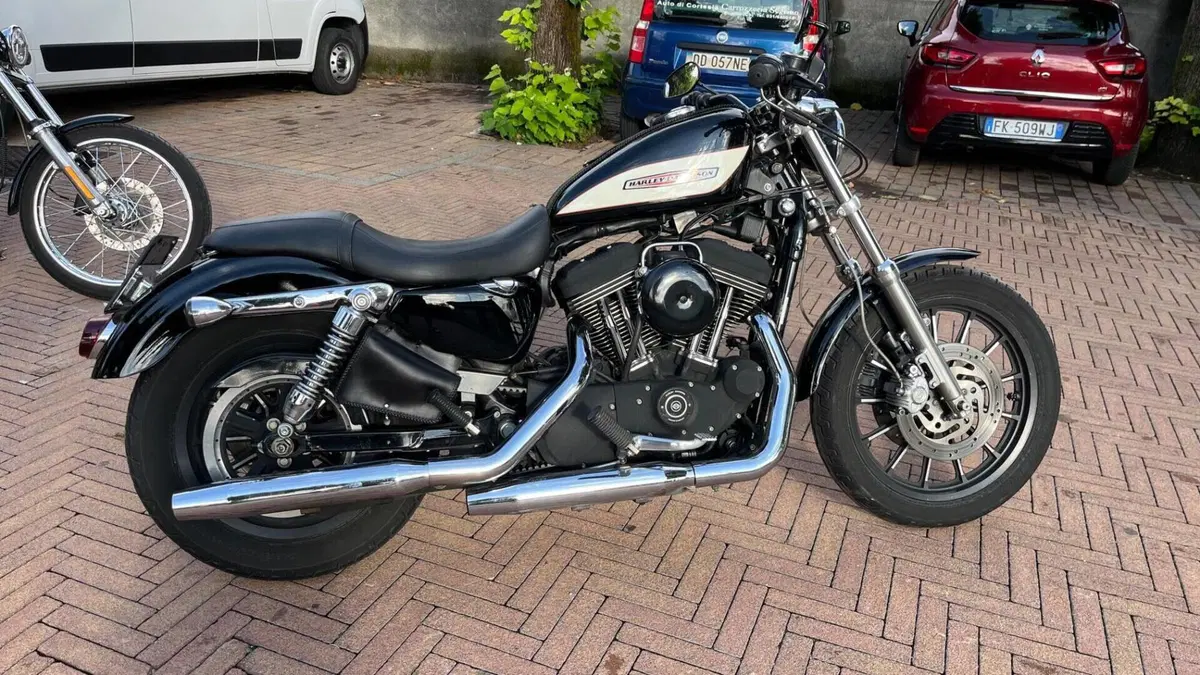 Harley-Davidson 1200 Roadster (2006 - 08) - XL 1200R 