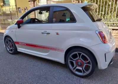 Abarth 500 1.4 Turbo T-Jet (4)