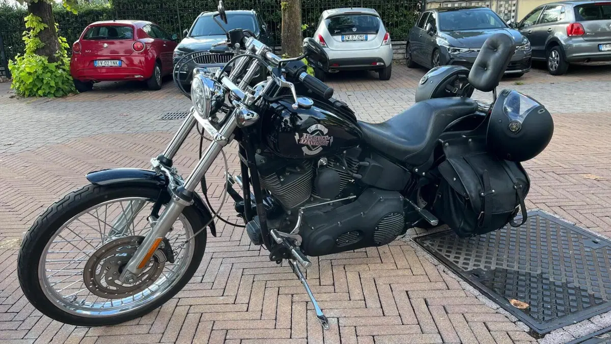 Harley-Davidson 1450 Night Train (2002 - 05) - FXSTBI  (2)
