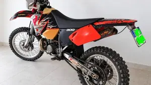KTM 300 EXC (2006)  (2)